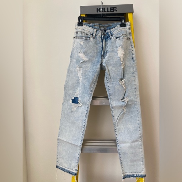 American Eagle Extreme Flex Acid Wash Ripped Jeans - Picture 3 of 13